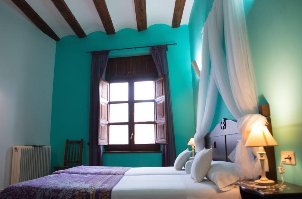 Hotel Hospederia Virgen De La Fuente Peñarroya de Tastavins Exterior foto